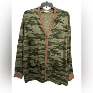 P.J. Salvage Oversized Camo Cardigan Size Large V Neck Button Front Pockets